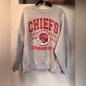 Abercrombie & Fitch Gray Chiefs Graphic Sweater